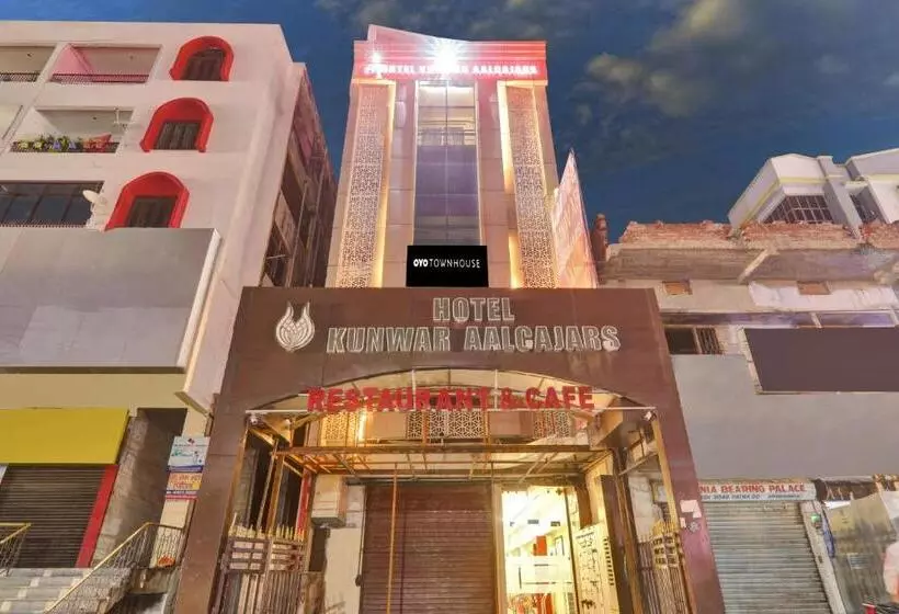 Hotelli Super Townhouse Kankarbagh Formerly Kunwar Alcajars