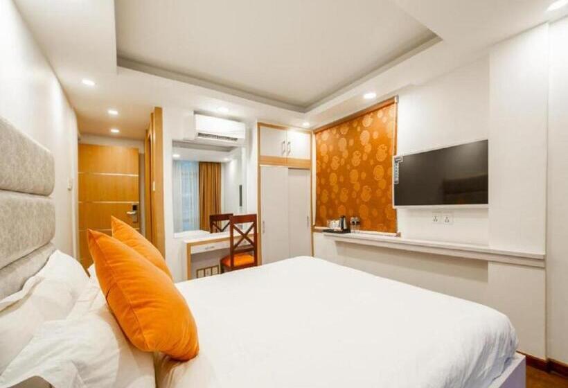 Hotel Teo Suites International Airport