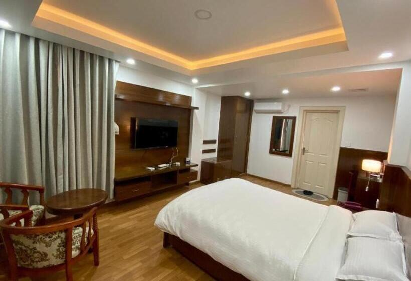 Hotel Teo Suites International Airport