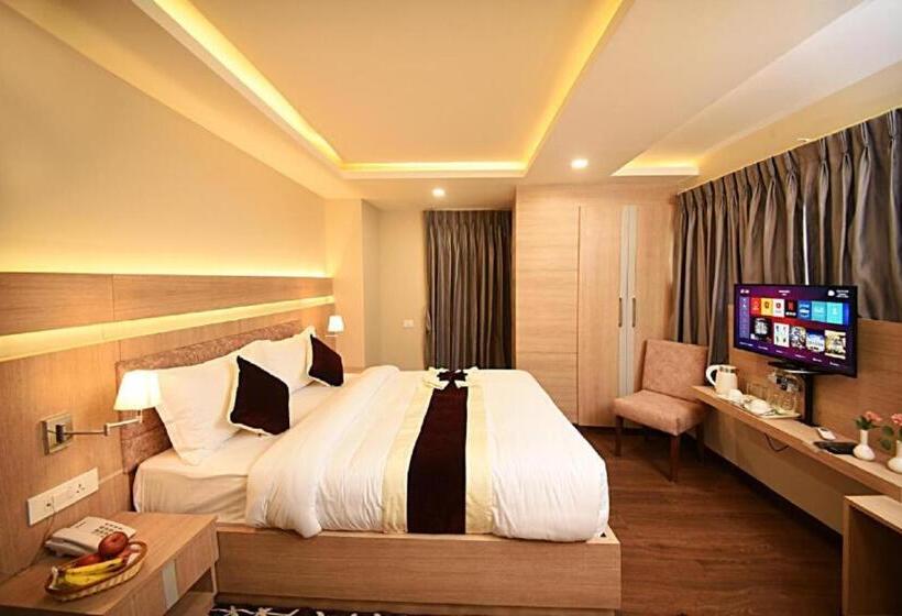 Hotel Teo Suites International Airport