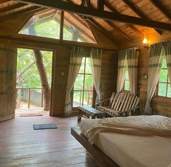 ホテル Sigiri Treehouse