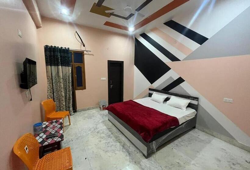 Hotel Vaishnavi Dham