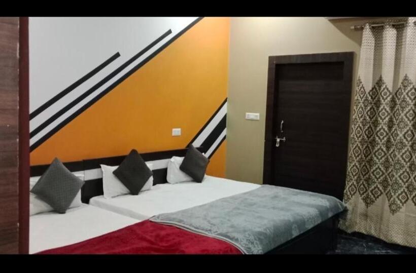 Hotel Vaishnavi Dham