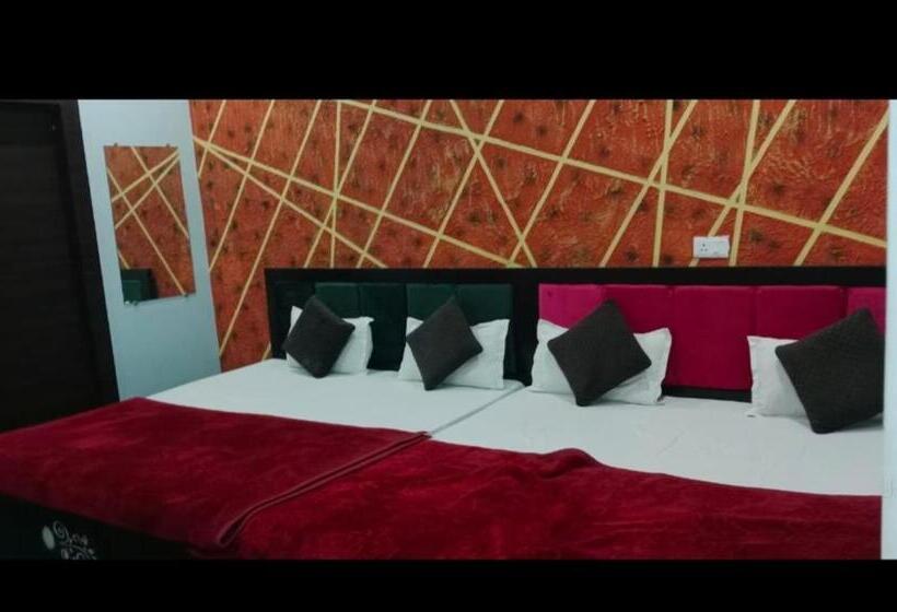 Hotel Vaishnavi Dham