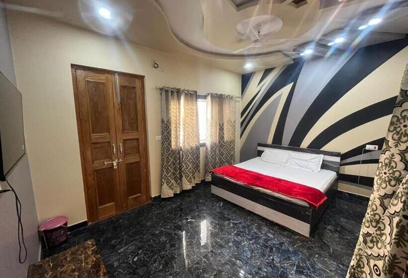 Hotel Vaishnavi Dham