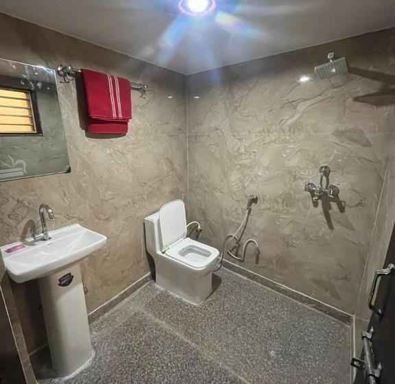 Hotel Vaishnavi Dham