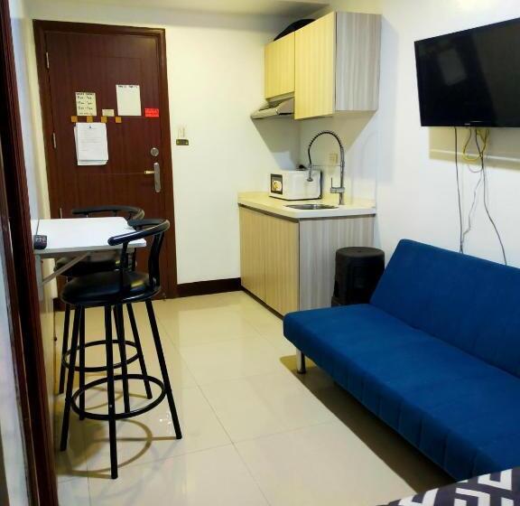 Live At The Limited Edition 2b 49