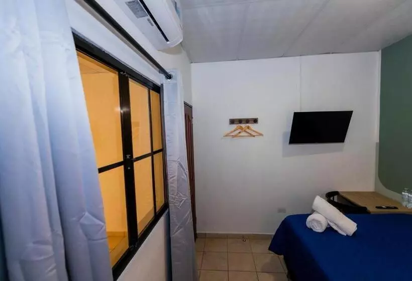 پانسیون Friendly House