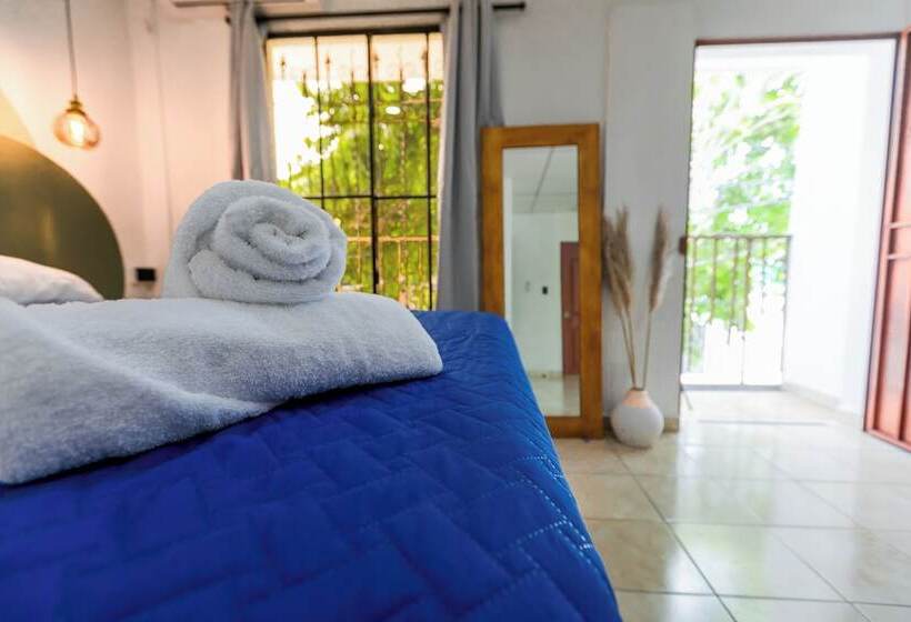 پانسیون Friendly House