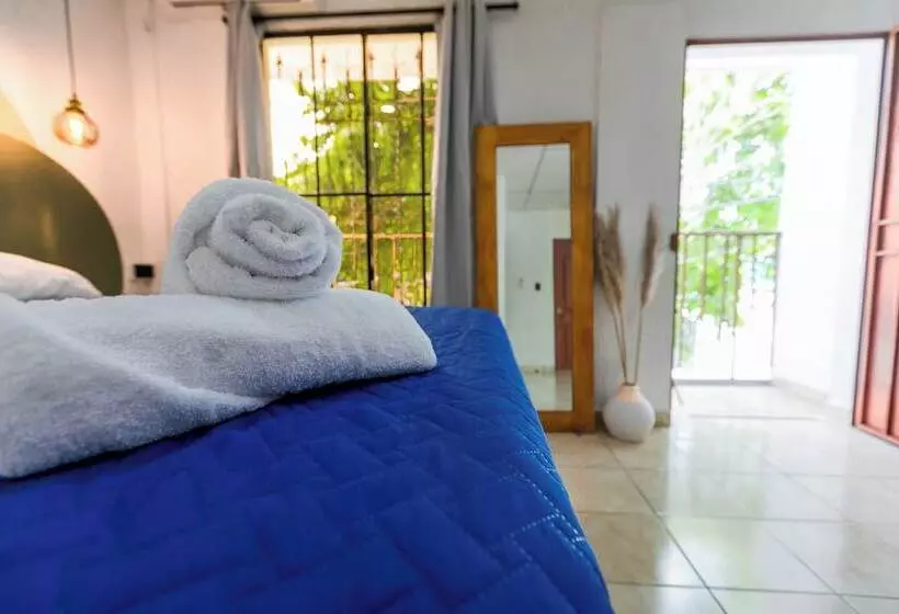 پانسیون Friendly House