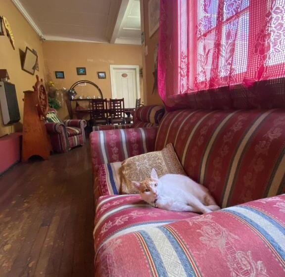 پانسیون Hostal Valparaíso