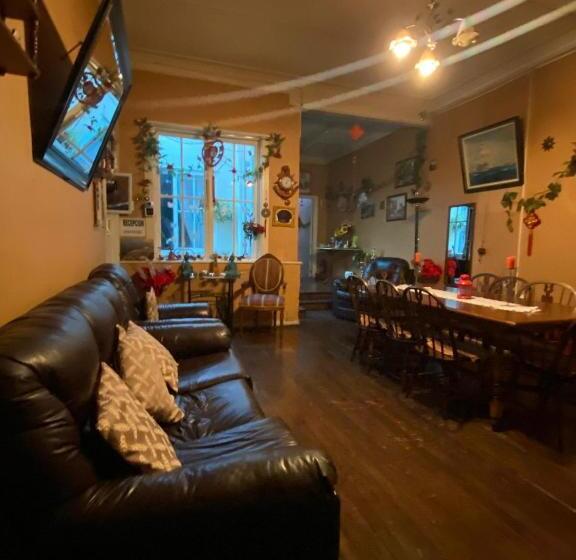 پانسیون Hostal Valparaíso