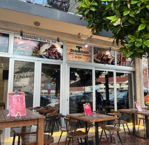 پانسیون Diamond Hotel By Zet Ulqin Mali Plaza