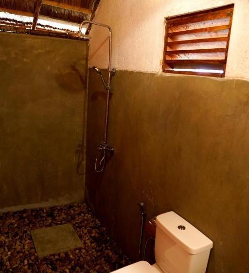 Resort Gaga Bees Ella