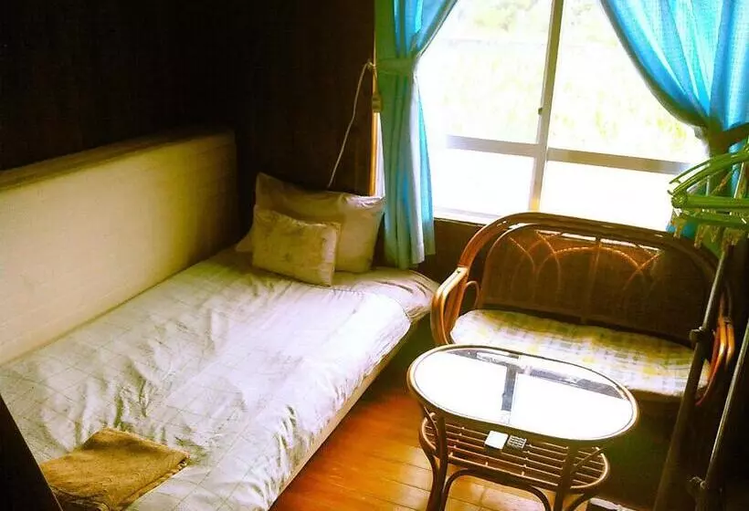Retkeilymaja Guest House Miyakojima