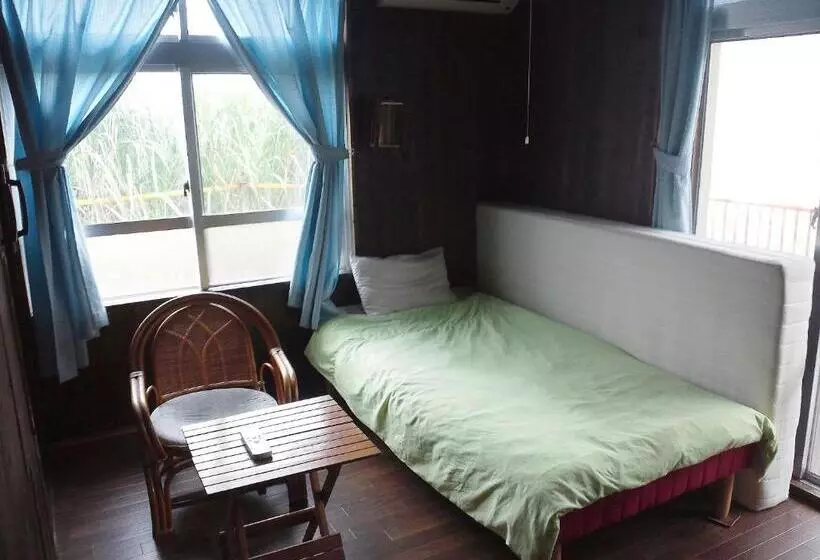 Retkeilymaja Guest House Miyakojima