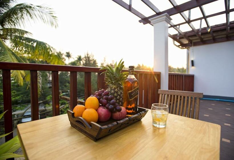 تختخواب و صبحانه Seasons Boutique Lodge  Ngapali