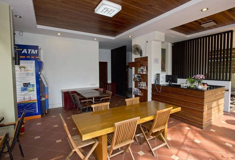 تختخواب و صبحانه Seasons Boutique Lodge  Ngapali