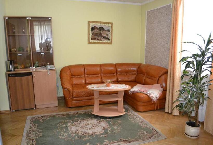 בית מלון כפרי Goverla