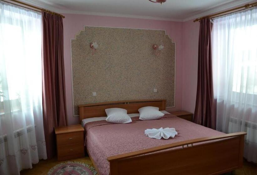 בית מלון כפרי Goverla