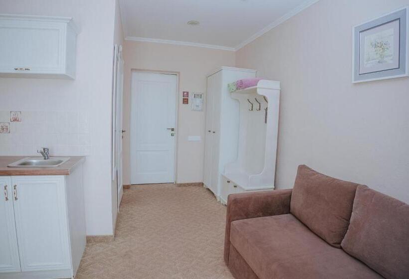 هتل &restaurant Premium Club