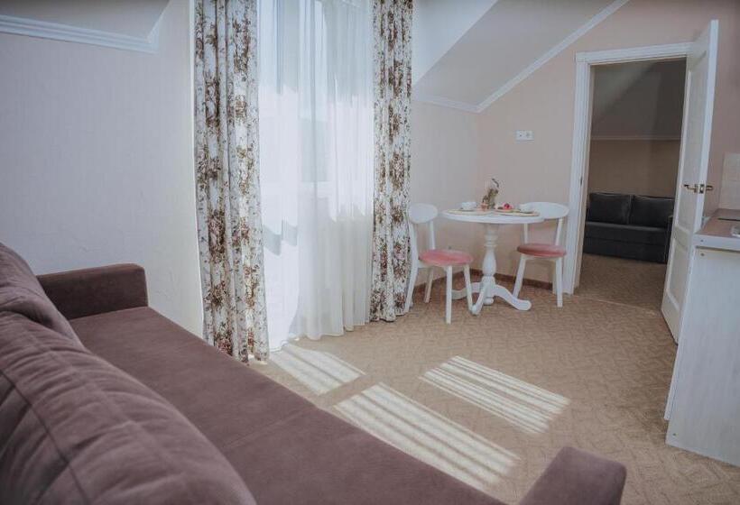 هتل &restaurant Premium Club