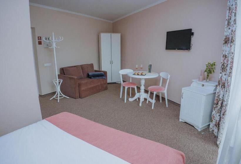 هتل &restaurant Premium Club