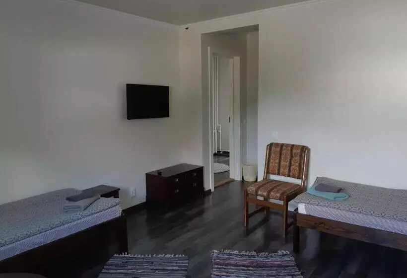 Ovelia B&b