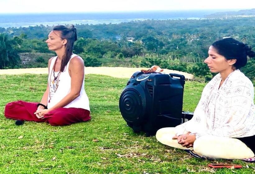 استراحتگاه Las Galeras Village Ecolodge