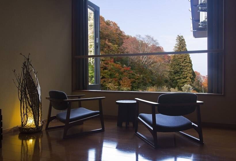 ריוקאן Hatsune