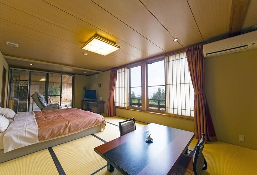 ריוקאן Hatsune