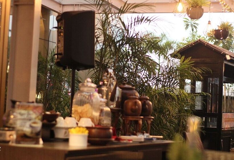 Sapphire Sky Hotel & Conference