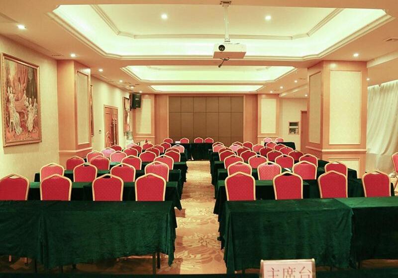 Vienna Hotel Yueyang Zhanqian Road