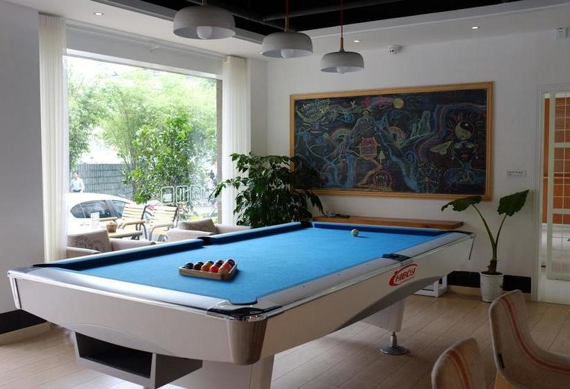 Wudang International Youth Hostel