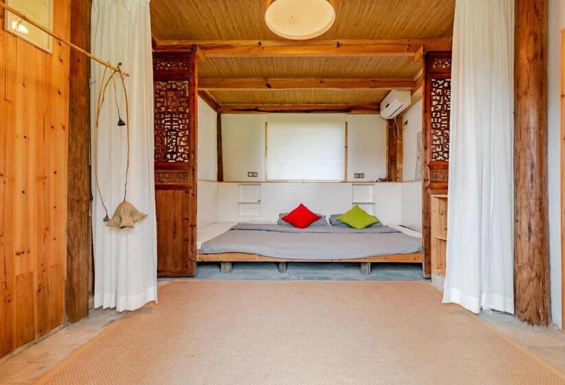 Xidi Kunlun International Hostel