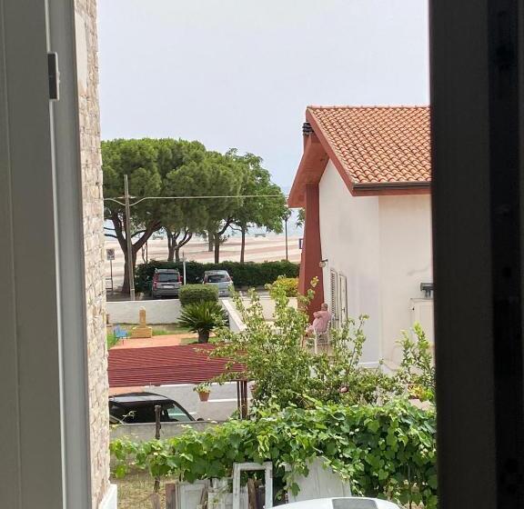 ベッドアンドブレックファースト Al Mare Fuori