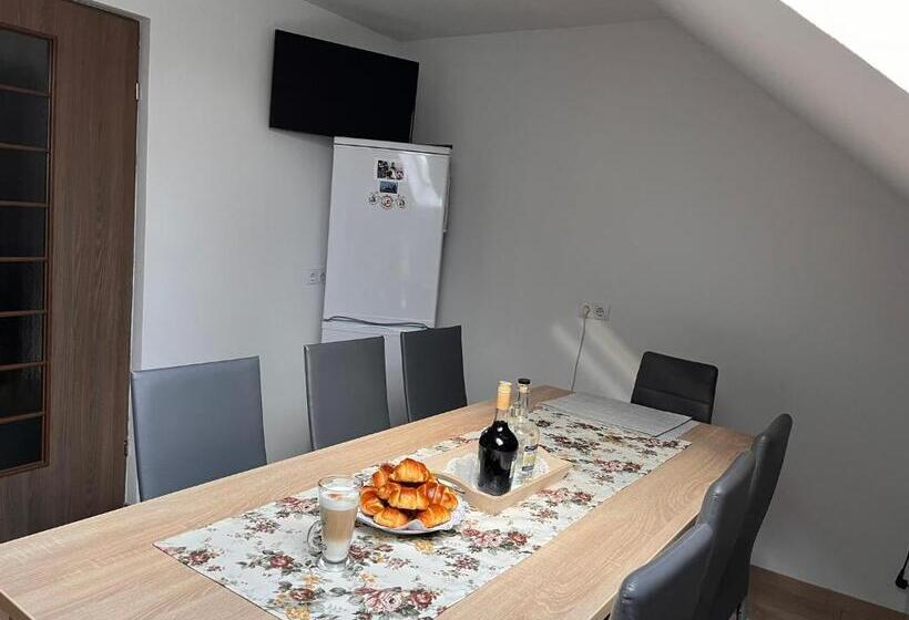 تختخواب و صبحانه Casa Timea Vendégház