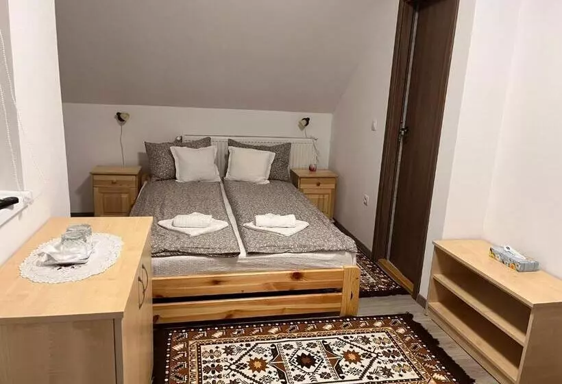 Aamiaismajoitus (B&B) Casa Timea Vendégház