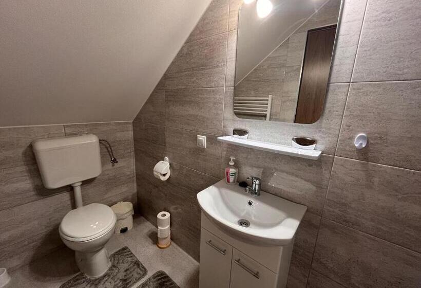 تختخواب و صبحانه Casa Timea Vendégház