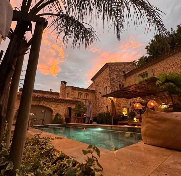 住宿加早餐  Le Numéro 10