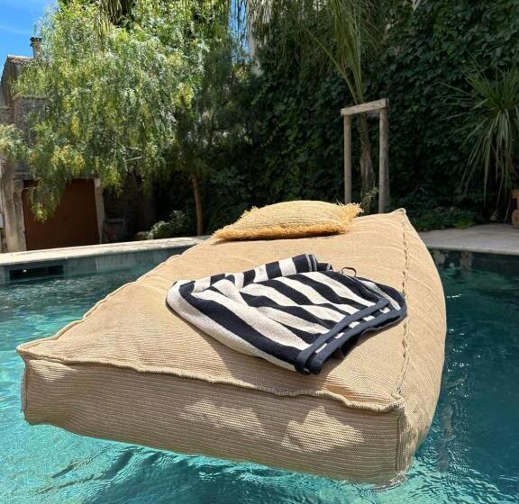 住宿加早餐  Le Numéro 10