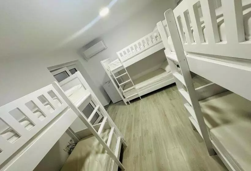 Aral Hostel