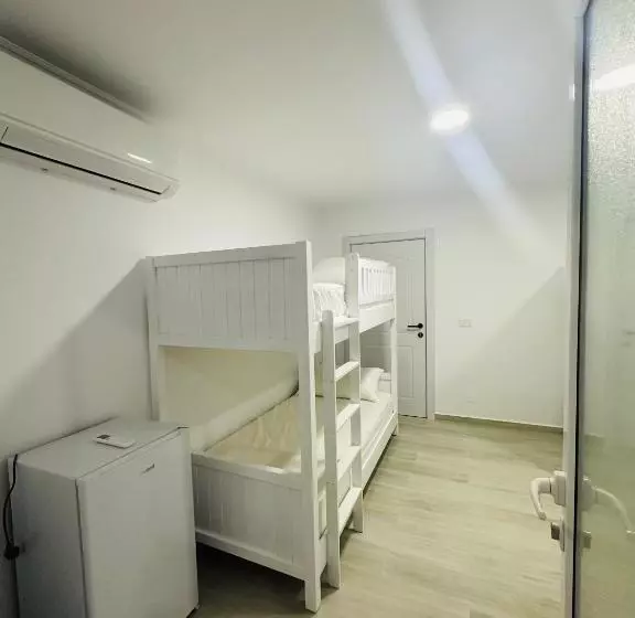 Aral Hostel