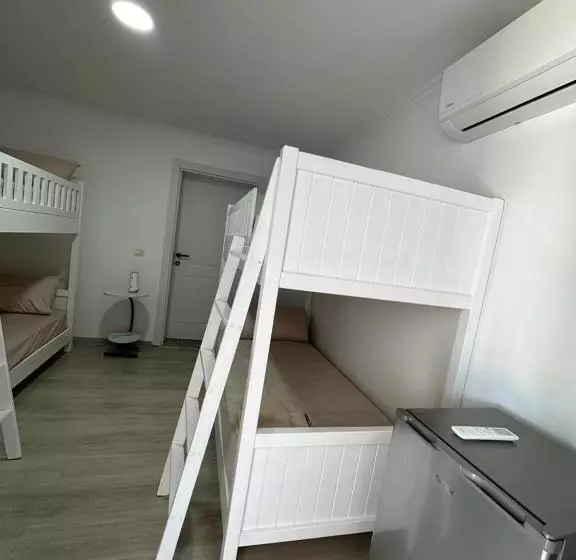 Aral Hostel