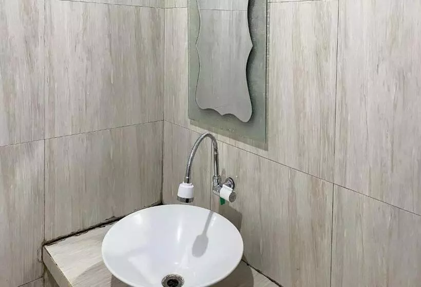 ホテル Ayi The Costel Syariah Bengkulu Mitra Reddoorz