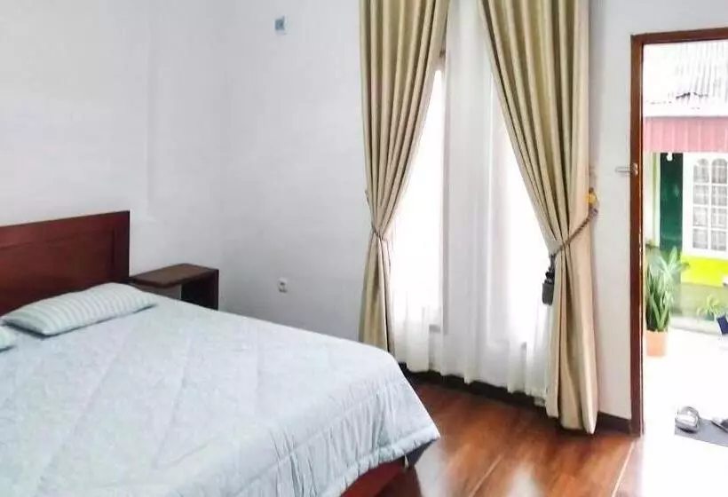 ホテル Ayi The Costel Syariah Bengkulu Mitra Reddoorz