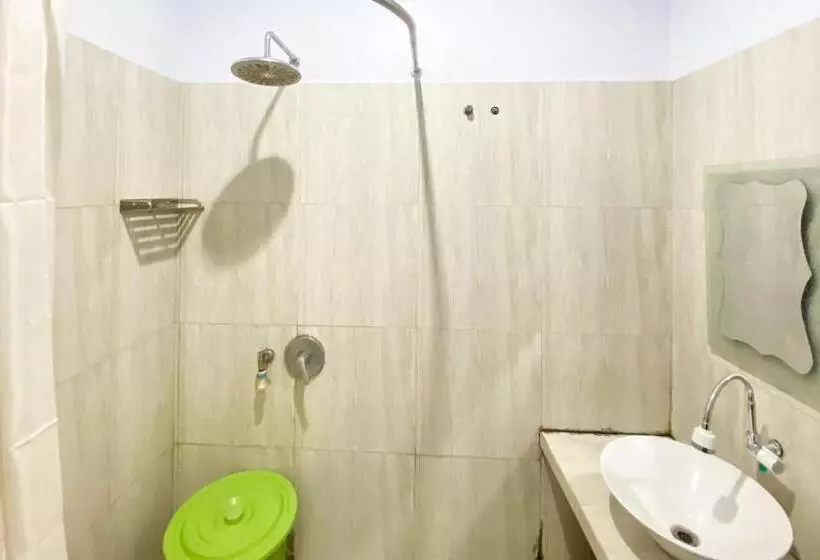 ホテル Ayi The Costel Syariah Bengkulu Mitra Reddoorz