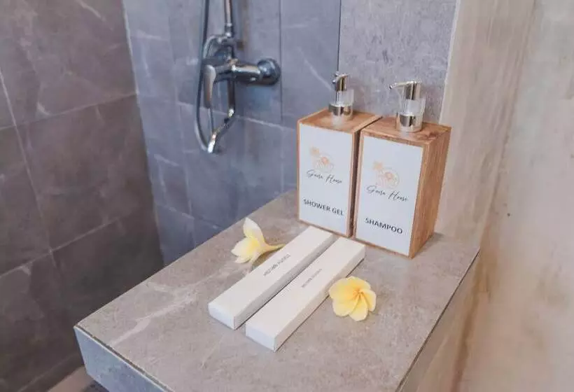 Hotelli Gavra Studio Room And Breakfast