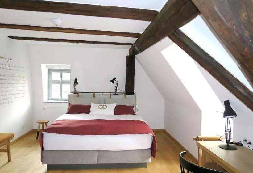 Hotelli Gästehaus Gräf Haus