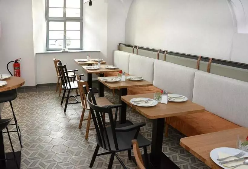 Hotelli Gästehaus Gräf Haus